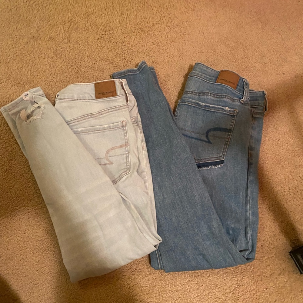 AMERICAN EAGLE SIZE 6 JEANS BUNDLE
